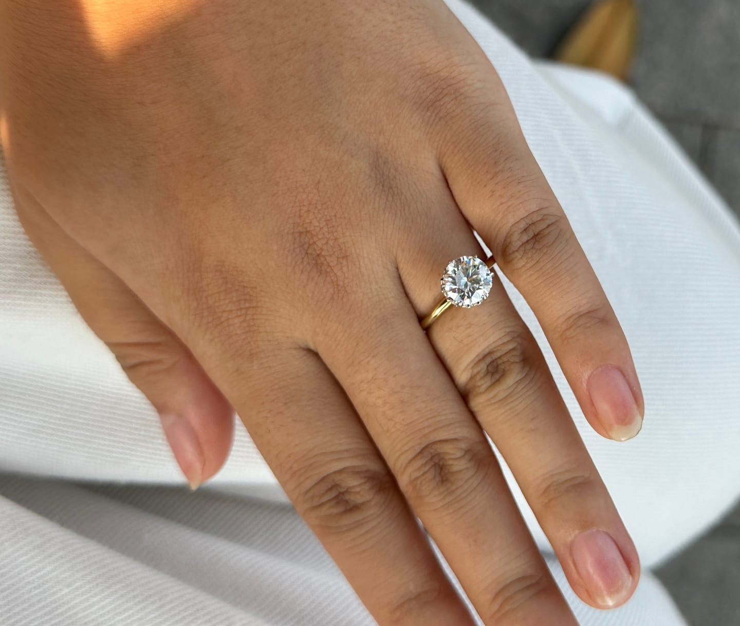 Customer photo review of S925 Precious Moissanite Two-tone 2.0 Carat Engagement Ring