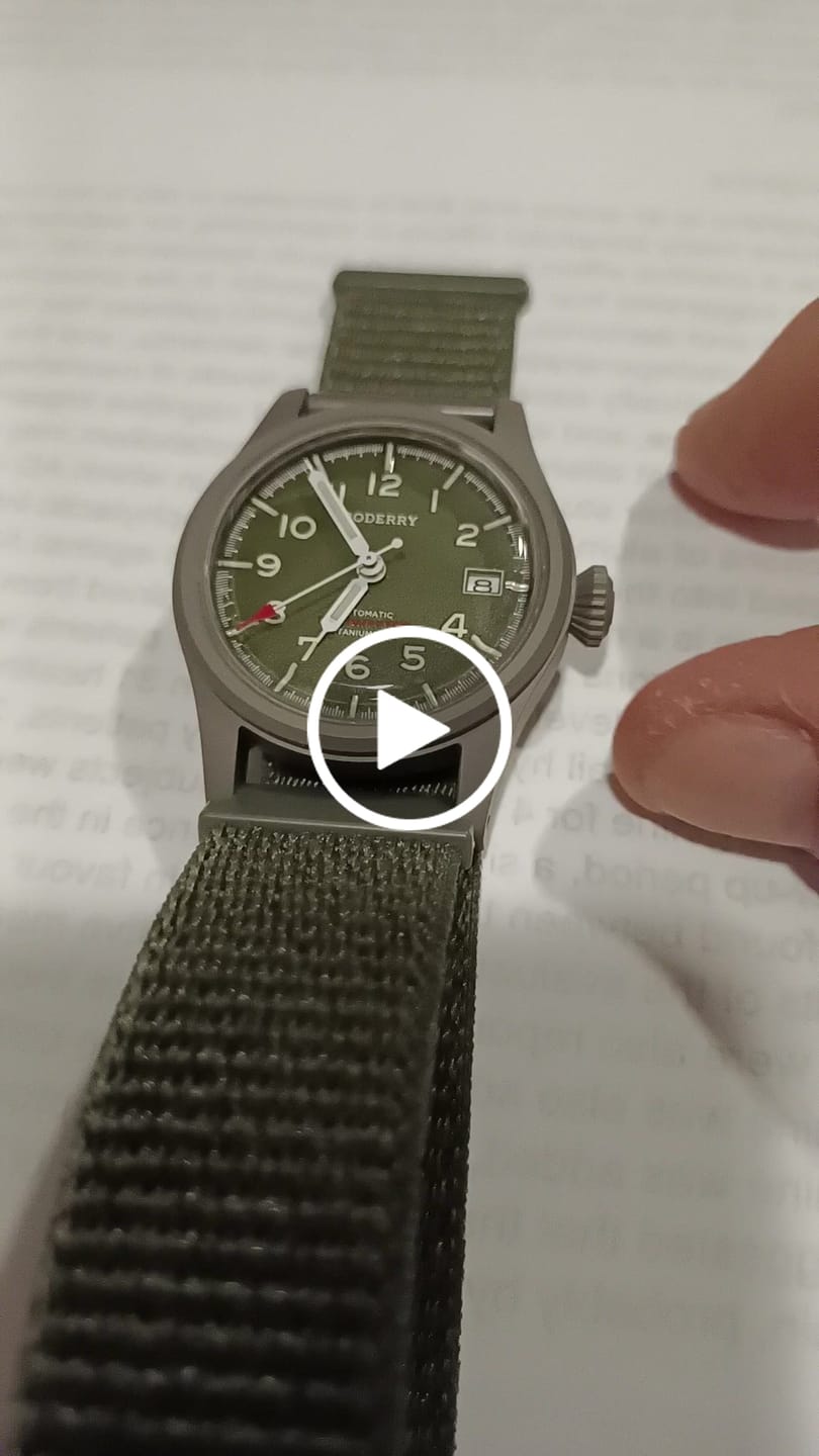 Customer video review of LANDMASTER - 100M Waterproof Titanium Automatic Field Watch | Green