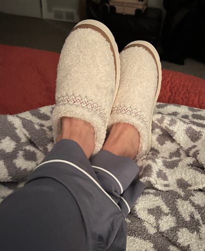 Customer photo review of Sherpa Fleece Platform Slippers