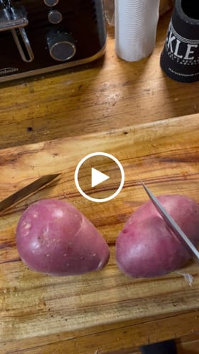 Customer video review of World's First Dual Blade Chef Knife
