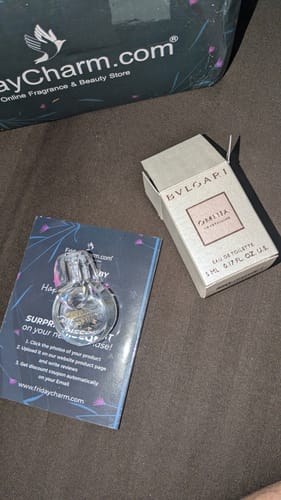 Customer photo review of Bvlgari Omnia Crystalline Eau De Toilette-5ml