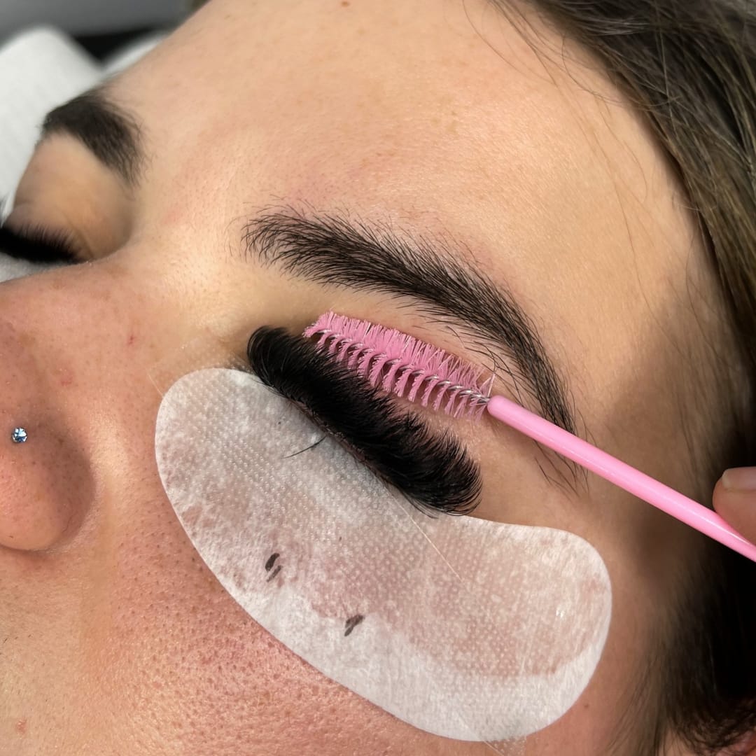 Customer photo review of Giali Lashes X TREME 0.5 Second Eyelash Extension Adhesive