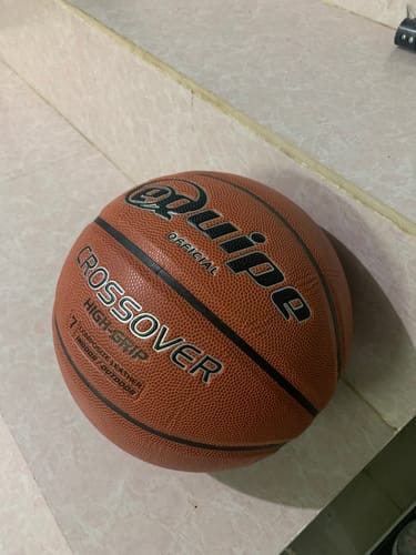 Customer photo review of Equipe Crossover High-Grip Basketball