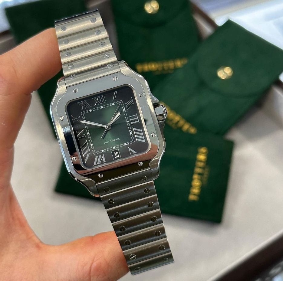 Customer photo review of Onyx Watch