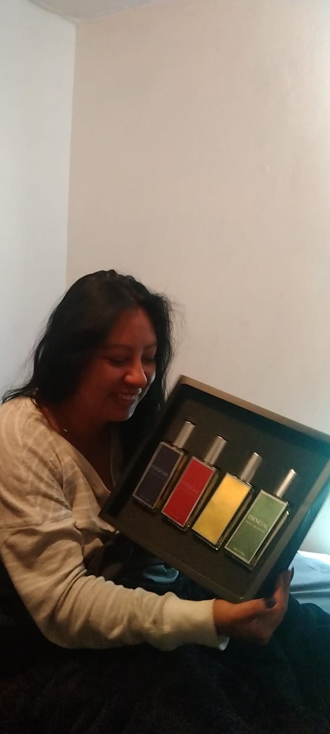 Customer photo review of Set "Más Vendidos Mujer" 4 Perfumes