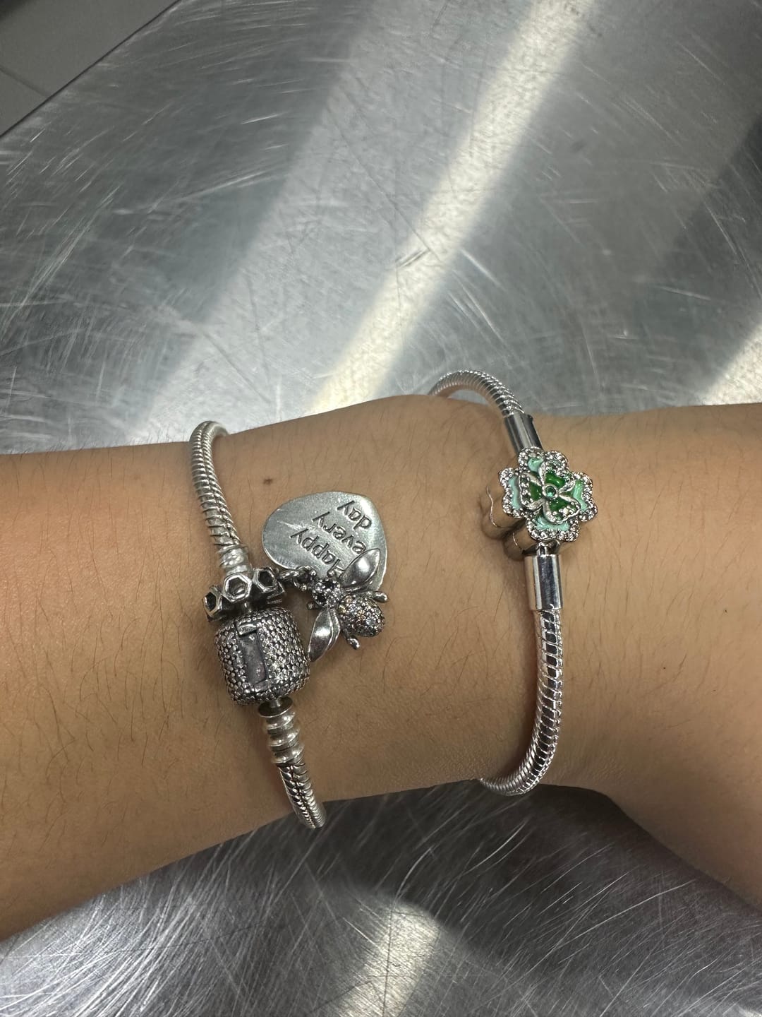 Customer photo review of Pulsera Trebol de la Buena Suerte