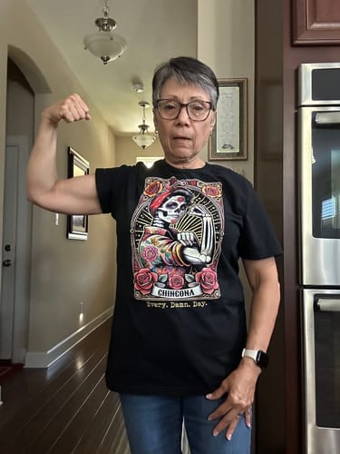 Customer photo review of Chingona Every Damn Day Loteria T-Shirt