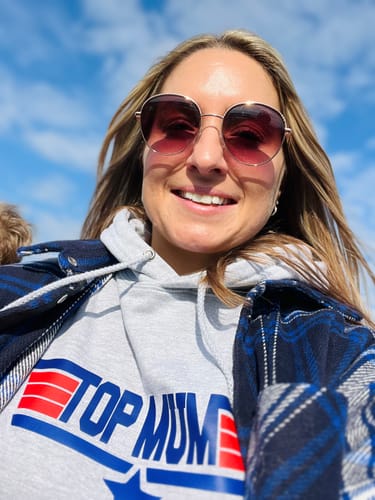 Customer photo review of Top Mum Hoodie