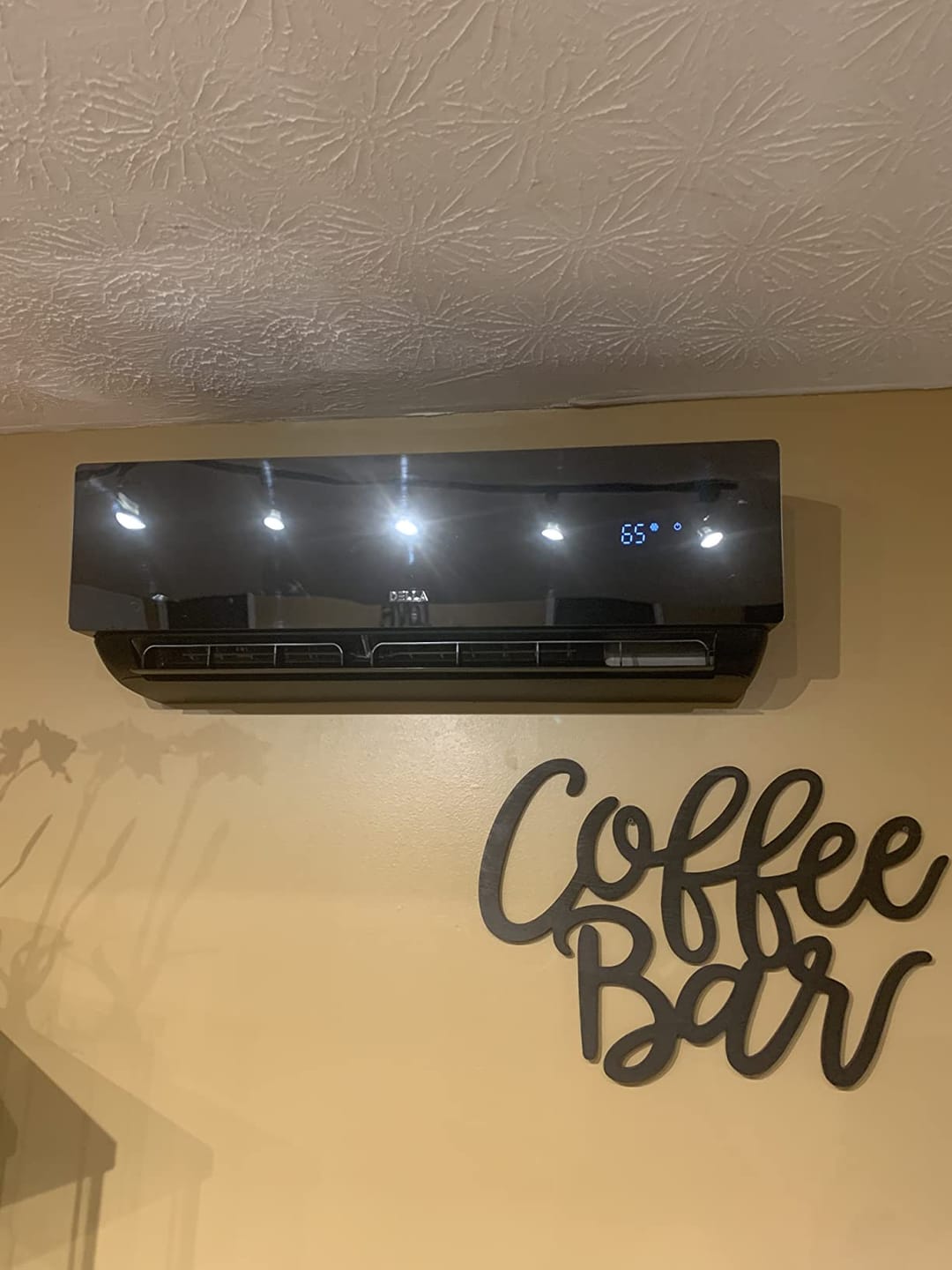 Customer photo review of DELLA Umbra Series Mini Split AC R32 Refrigerant