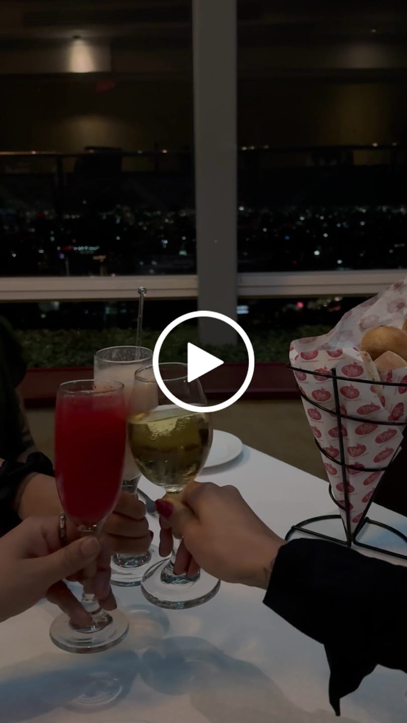Customer video review of Menú Vicenzo