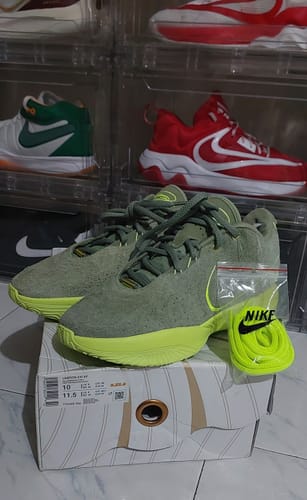 Customer photo review of LeBron XXI EP Men's Basketball Shoes