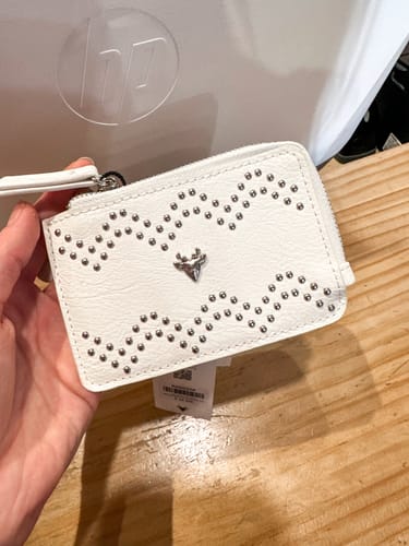 Customer photo review of Billetera Stud White