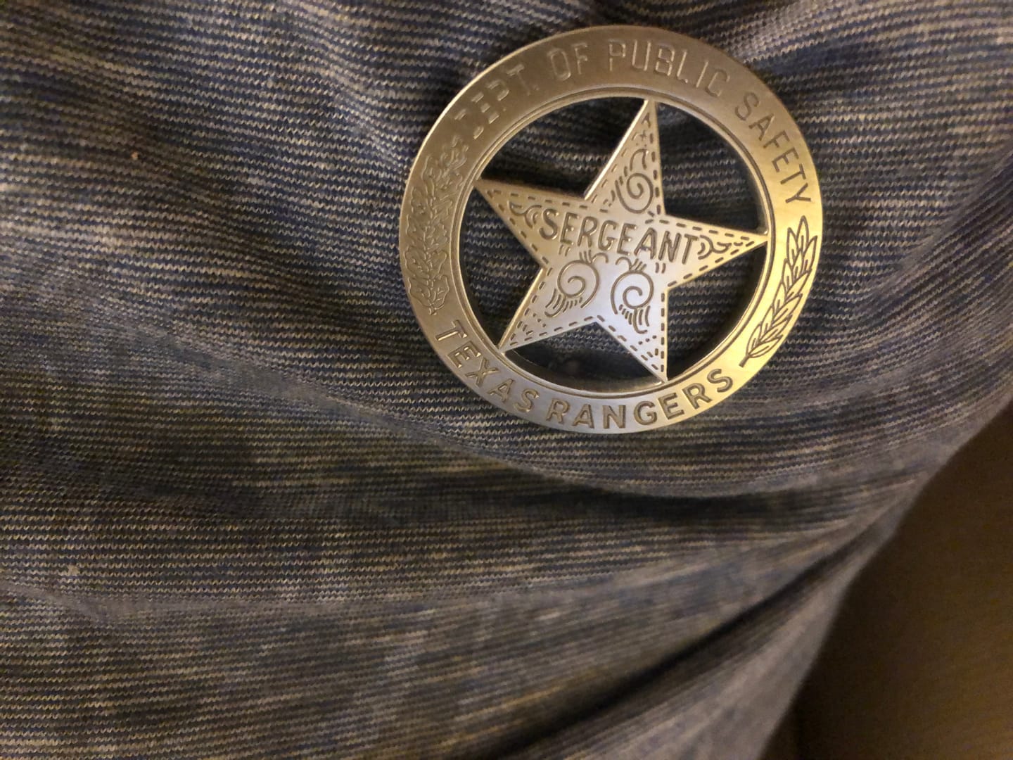 Customer photo review of US Texas Rangers Sergeant Badge Replica Movie Props