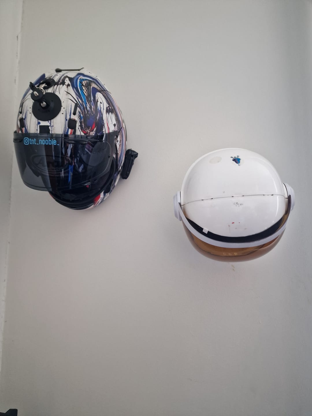 Customer photo review of Helmet holder