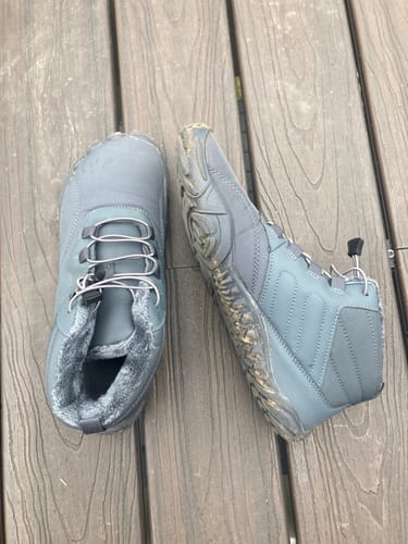 Customer photo review of Caspar Pro - Non-slip & Water-Resistant Winter Barefoot Shoe