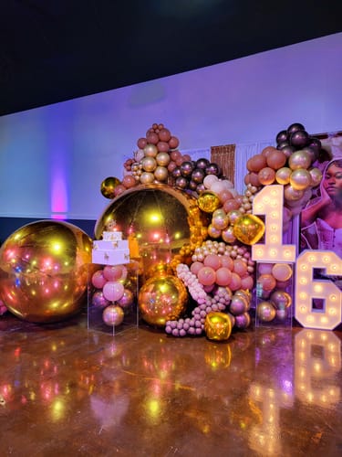 Customer photo review of Golden Color Inflatable Mirror Ball Reusable Big Bubble Balloon
