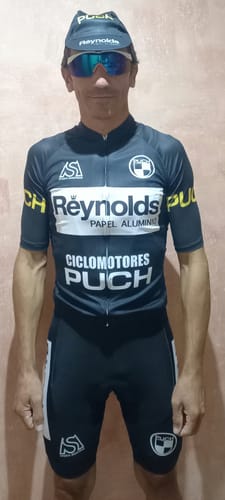 Customer photo review of Black Reynolds Retro Bib Cycling Shorts