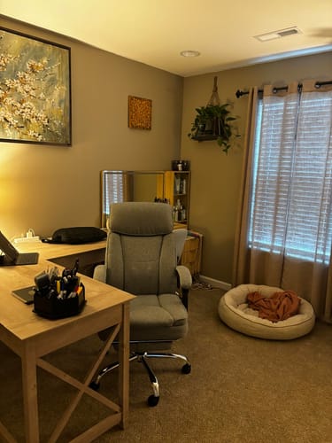 Customer photo review of Ergonomic Reclining  Massage Office Chair with Breathable Fabric Light Gray