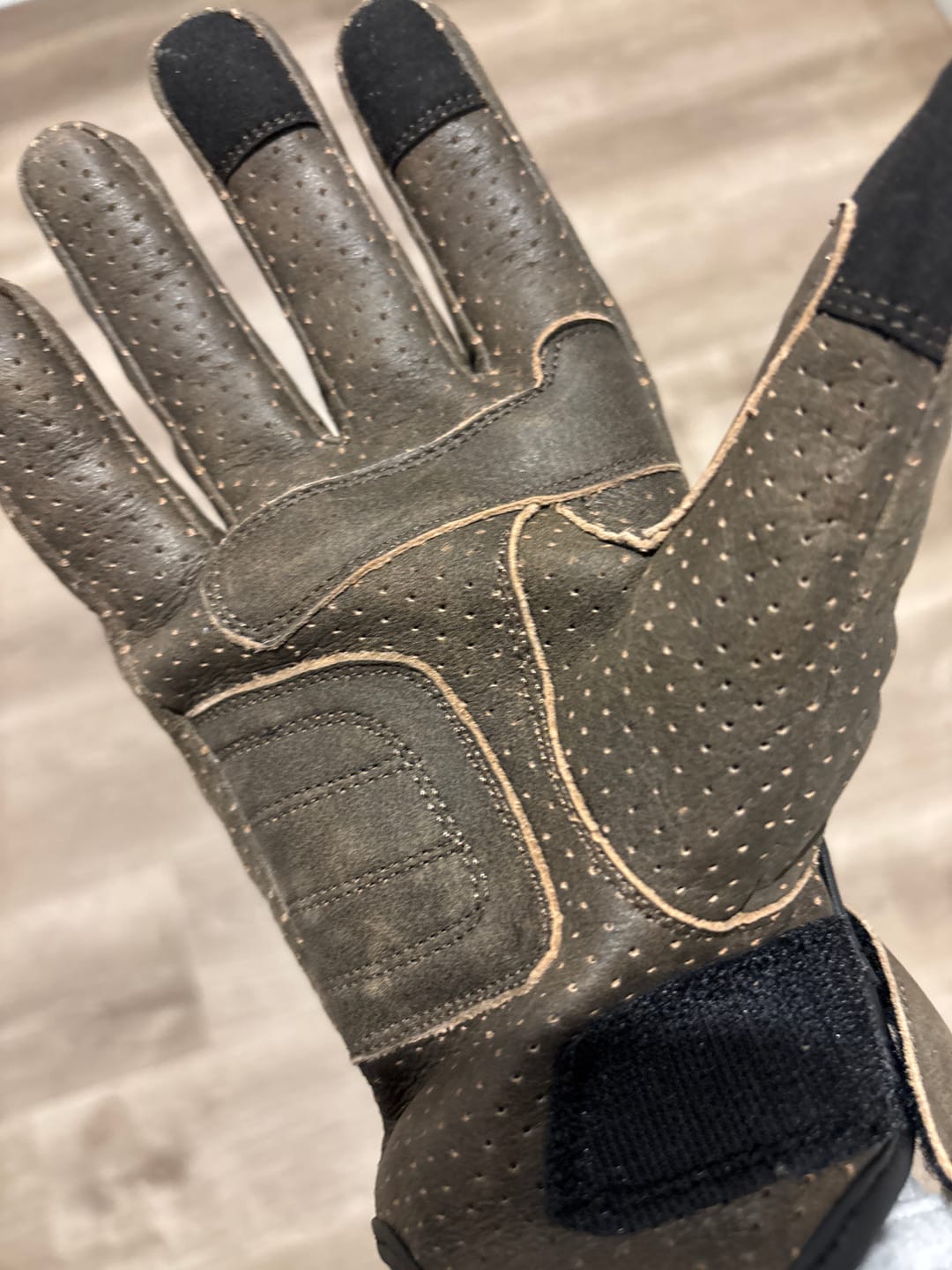 Customer photo review of Thumpa's | Short Cuff Summer Motorbike Gloves | Perforated Retro Brown Distressed Leather