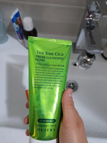Customer photo review of Orjena Tea Tree Cica Fresh Cleasing Foam 180ml