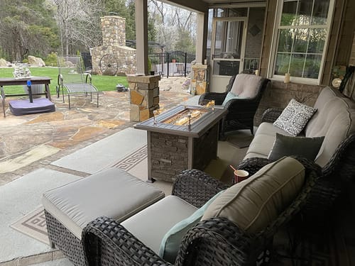 Customer photo review of Homrest 44'' Propane Gas Fire Pit Table w/ Wind guard, Aluminum Tabletop, Gray
