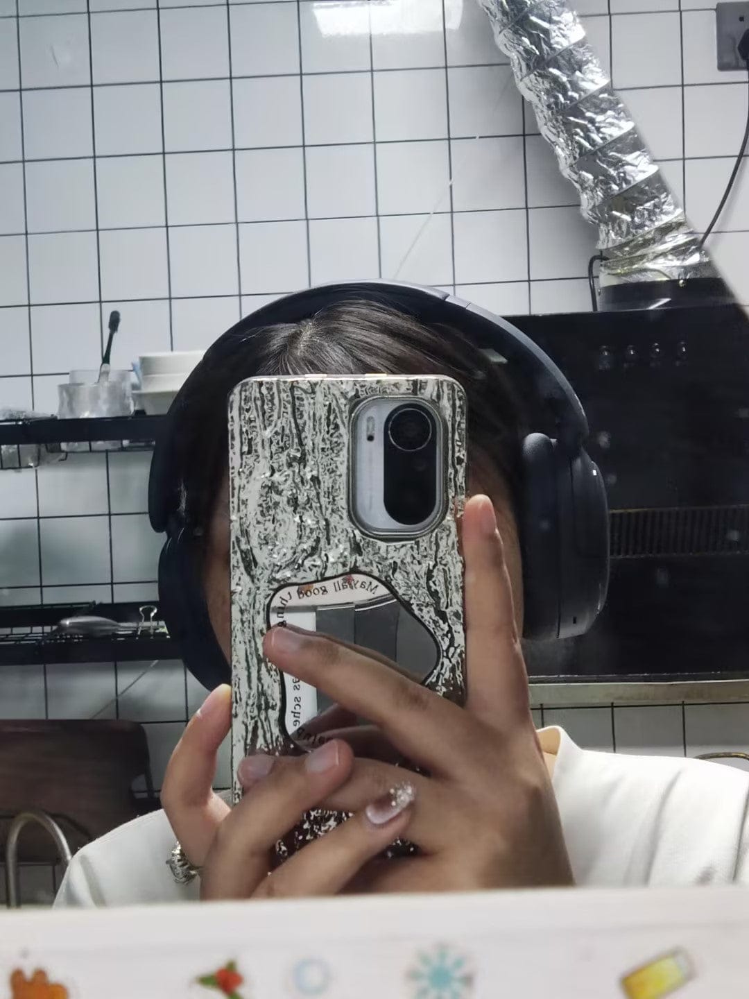 Customer photo review of V80 Hybrid Active Noise Cancelling Headphones