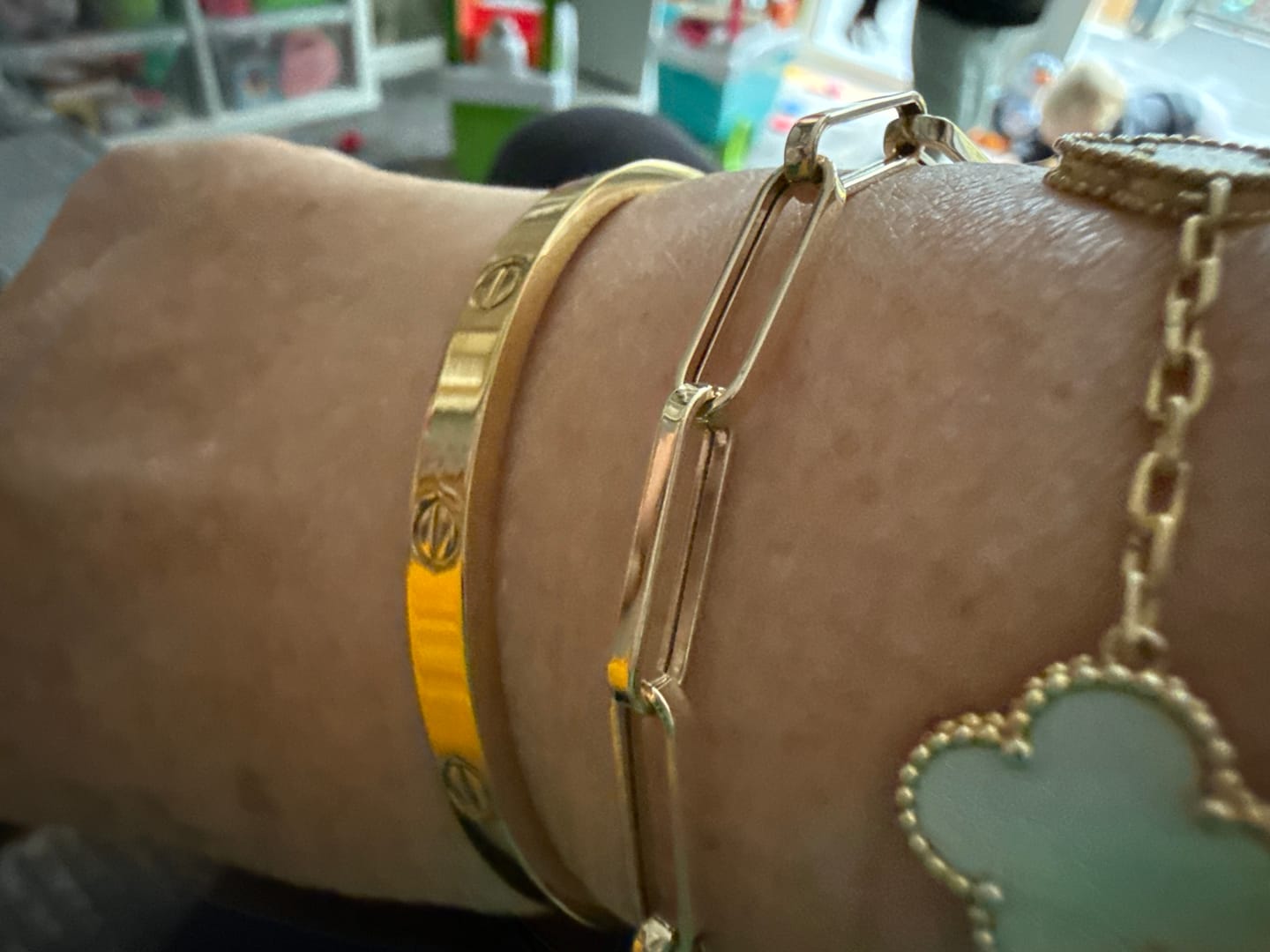 Customer photo review of Paperlink Bracelet in 14K Gold