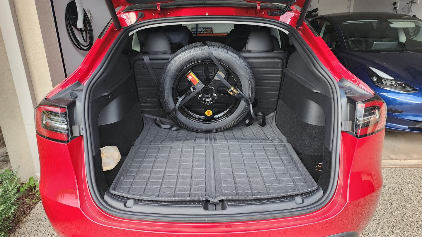 Customer photo review of TESLA Spare Wheel Kit Space Saver Tyre for Model Y - HUB CENTRIC - SR LR & Performance Juniper - 2020-2026