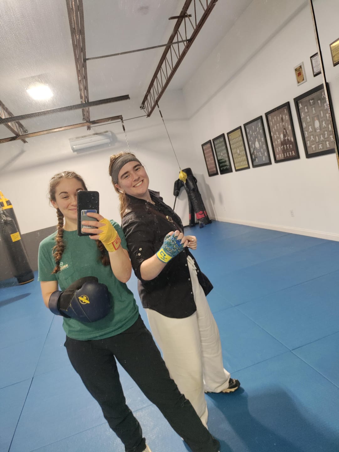Customer photo review of Moo Hand Wraps