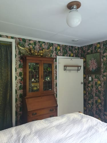 Customer photo review of Alata - Floral Trellis Wallpaper - Pink