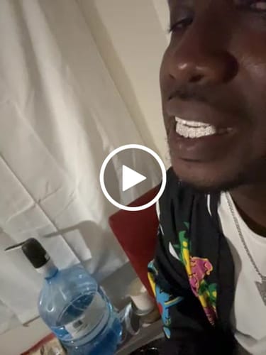 Customer video review of 8 on 8 VVS Moissanite Diamond Grillz