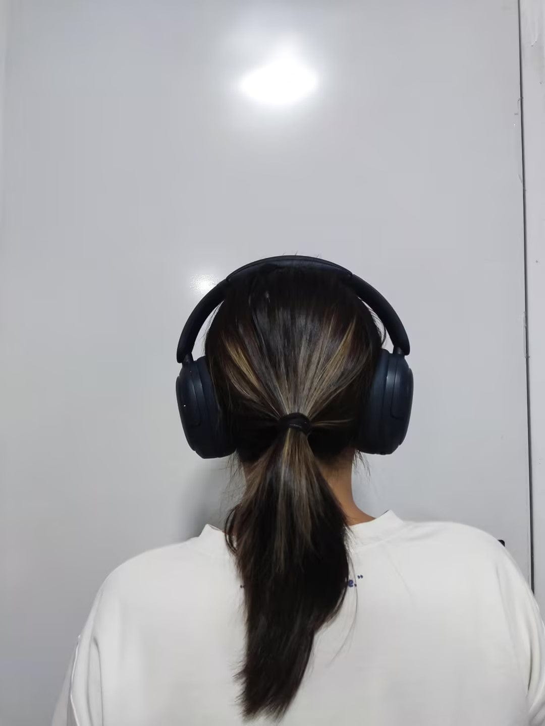 Customer photo review of V80 Hybrid Active Noise Cancelling Headphones