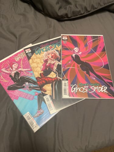 Customer photo review of Spider-Gwen: The Ghost-Spider (2024) #2