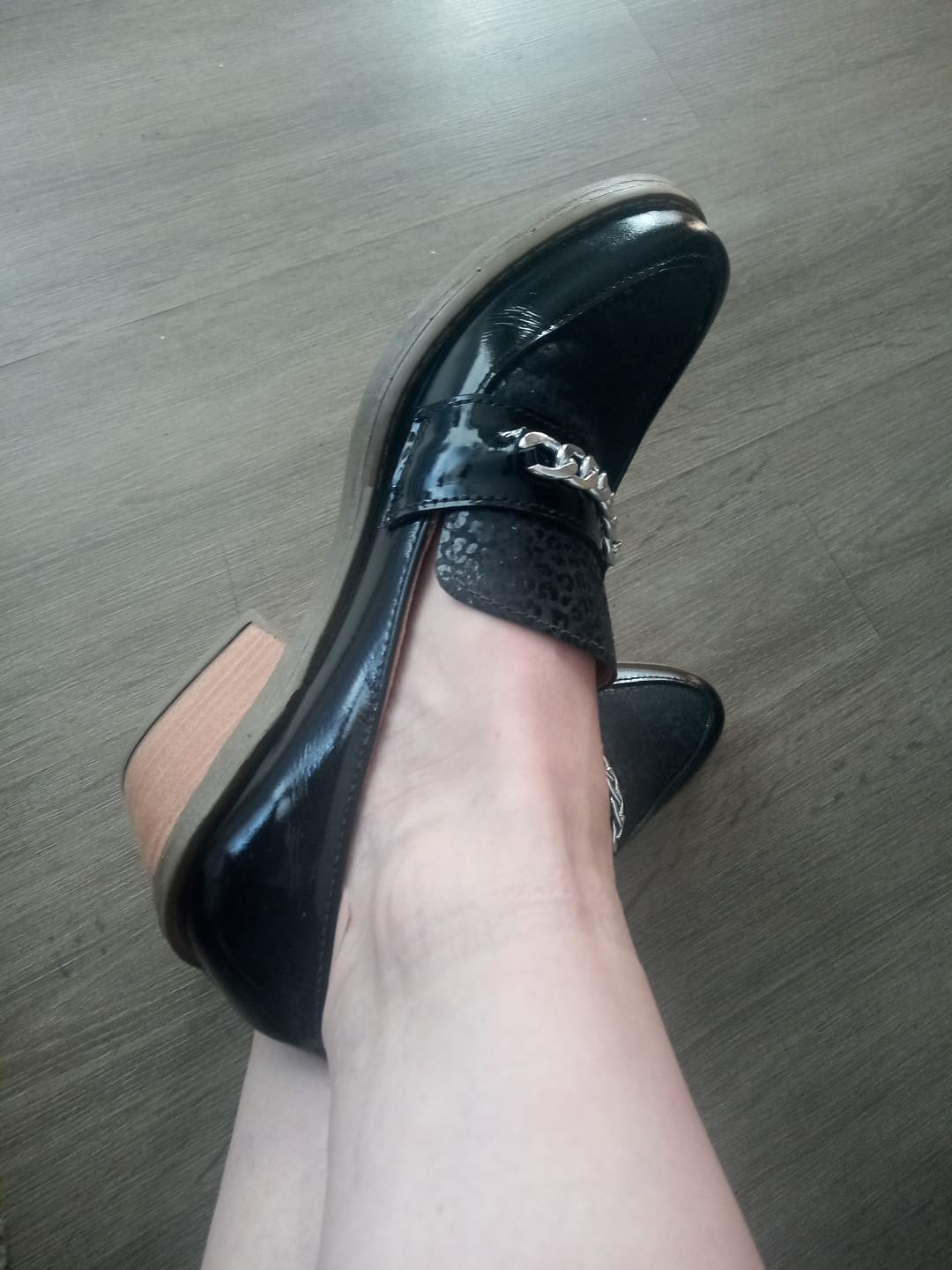 Customer photo review of Mocasín Cadenas Alto