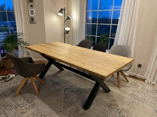 Customer photo review of XMS8080  X-Tischbein 8080 mit Strebe