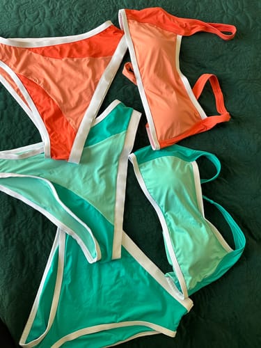 Customer photo review of MYSTERY-BAG 5 Luxury Swimwear Pieces