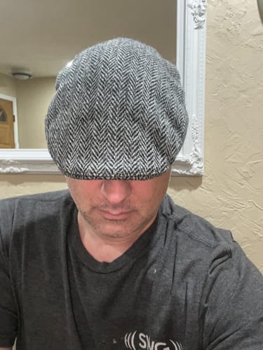 Customer photo review of Tailor Cap Tweed