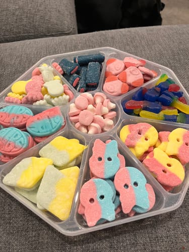 Customer photo review of Poppin Candy Custom Candy Platter