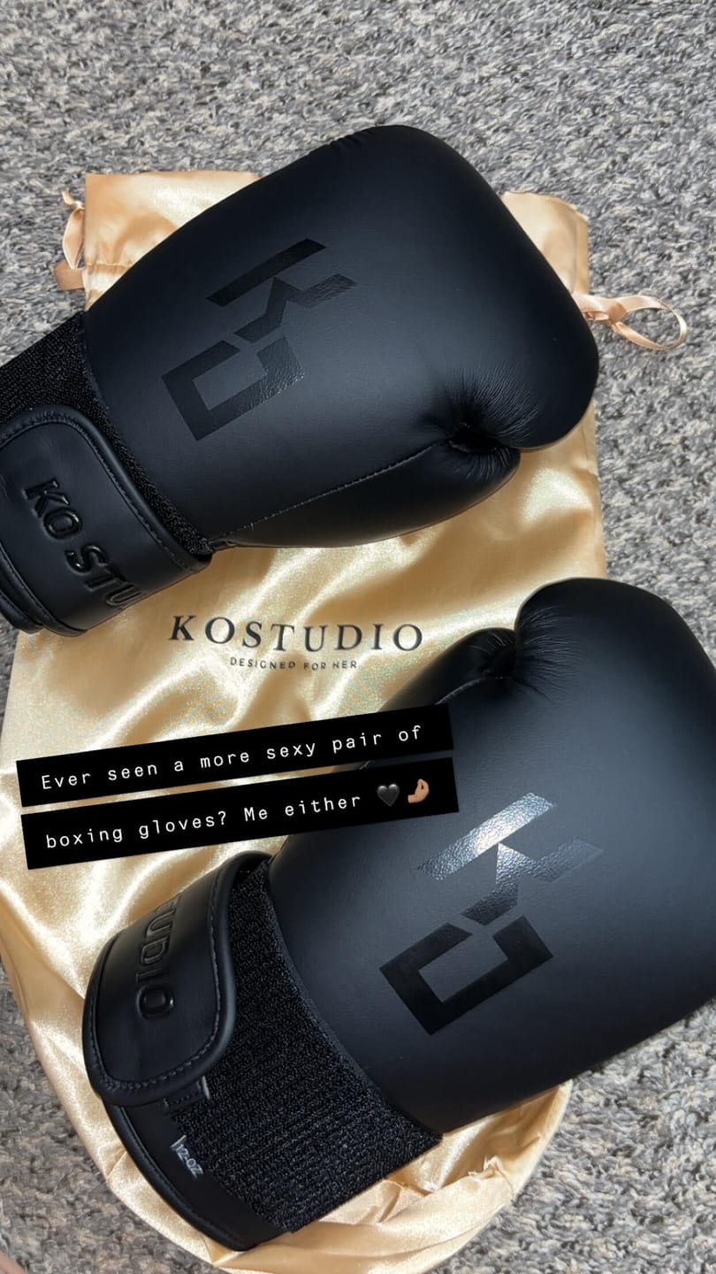 Customer photo review of Contemporary Ink 02 Boxing Gloves