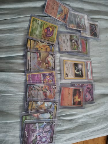 Daniel C. review of Pokemon TCG - 5 random V cards and 3 mystery cards image 1 out of 1