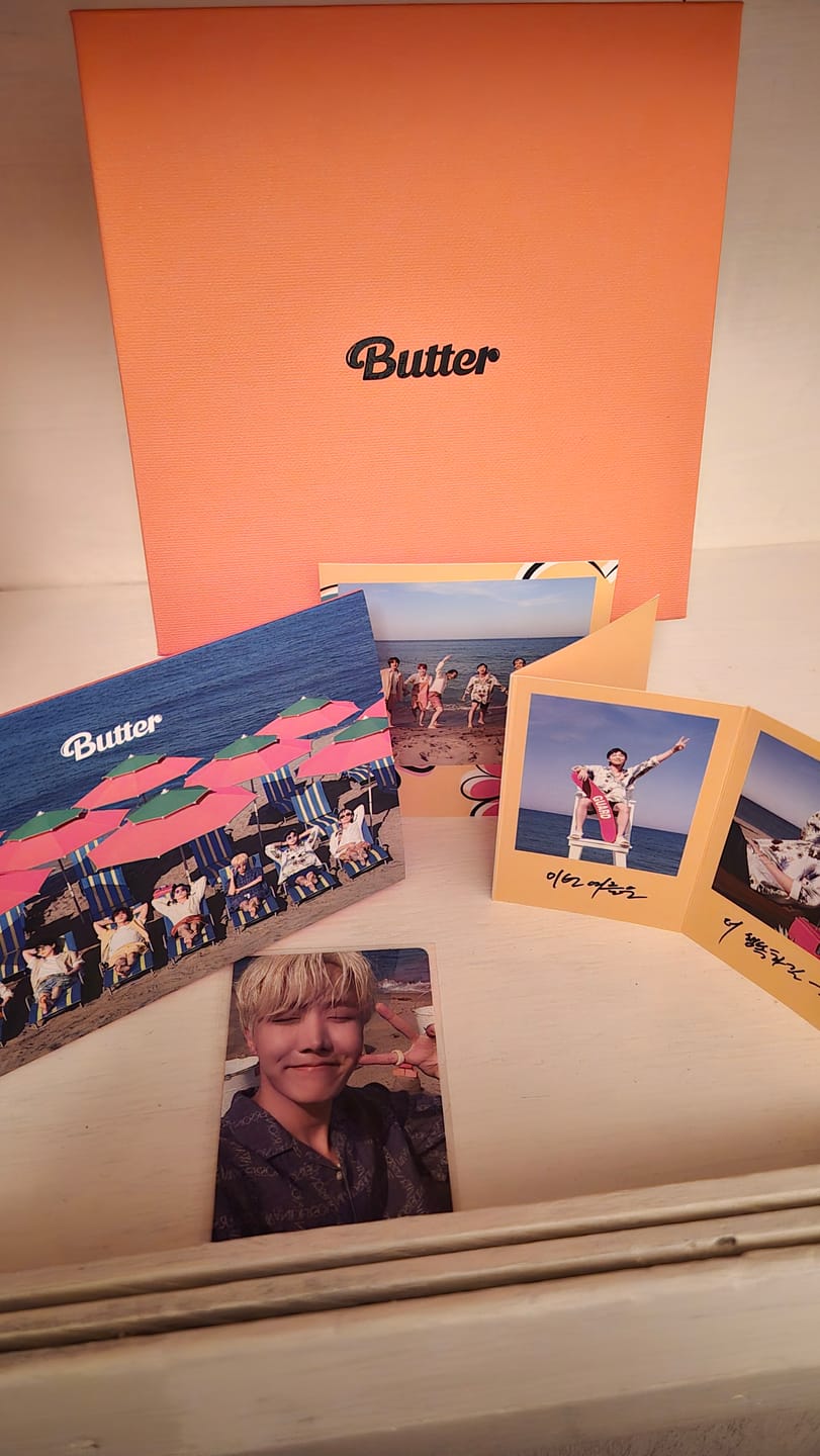 Customer photo review of BTS - SINGLE ALBUM [BUTTER]