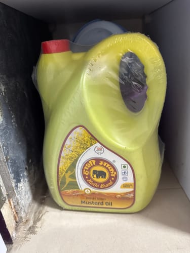 Customer photo review of Elephant Brand Hathi Marka Kacchi Ghani Mustard Oil