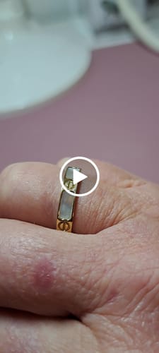 Customer video review of Love Perlmutt Ring | Edestahl