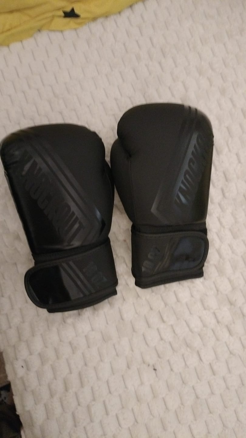 Customer photo review of Manusi Box Knockout Fighter 2.0