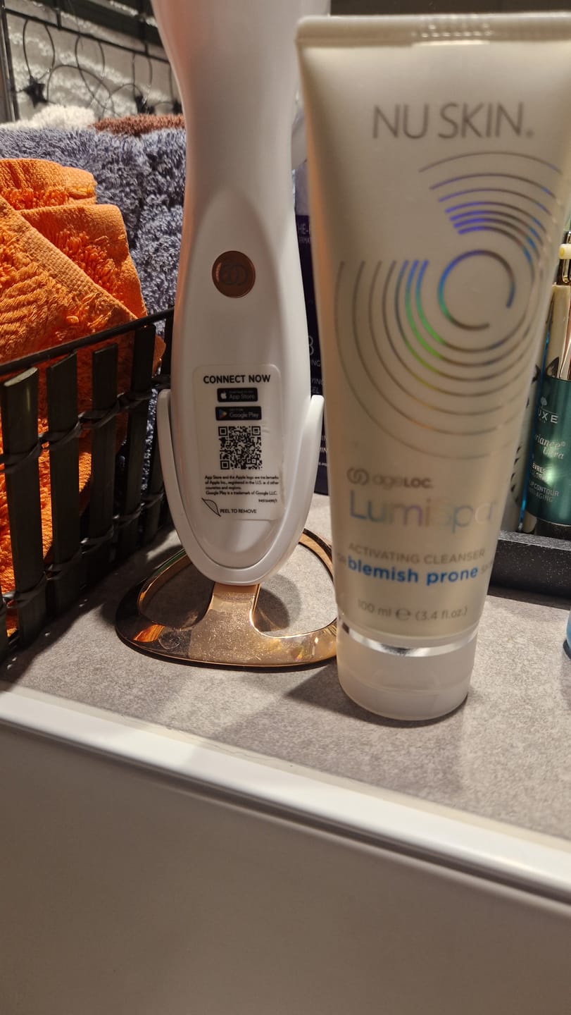 Customer photo review of ageLOC LumiSpa Activating Cleanser