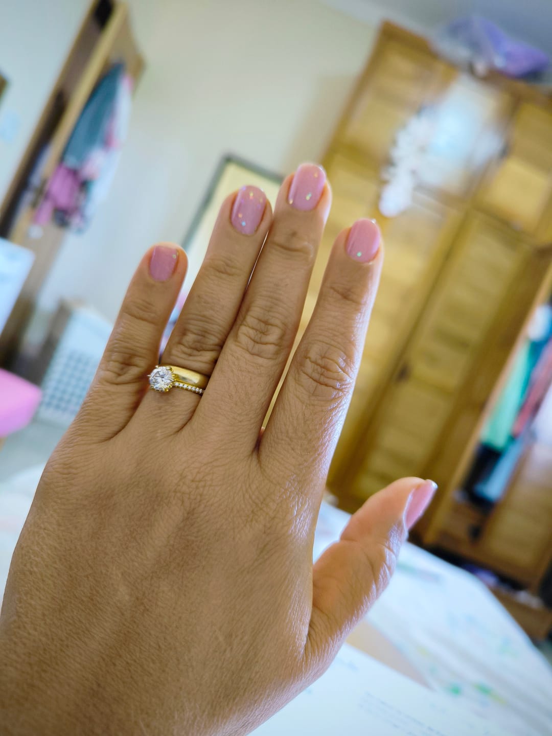Customer photo review of Anel Solitário Noivado