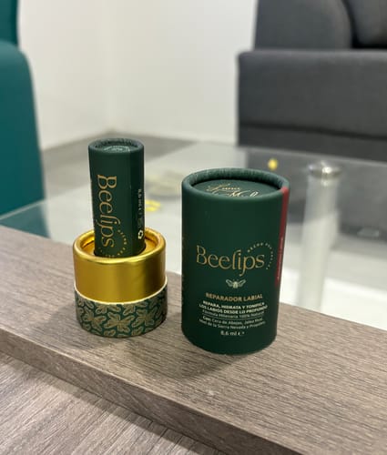 Customer photo review of Beelips / Reparador labial
