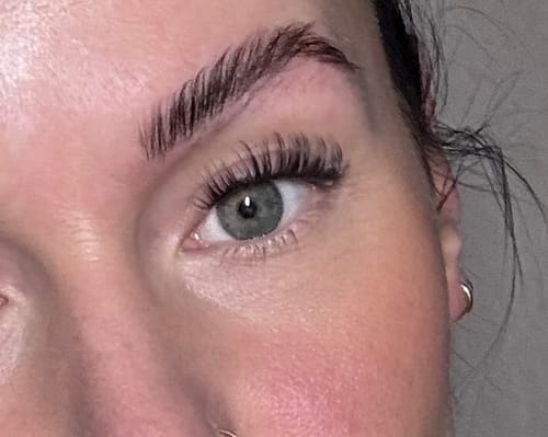 Customer photo review of DIY Wimpernband Volume 4