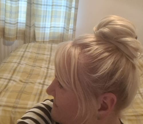 Customer photo review of Stranded Super Easy Clip-in Mum Bun #1001 Polar Star