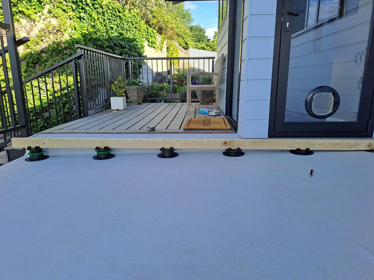 Customer photo review of Adjustable Pedestal 60-105mm